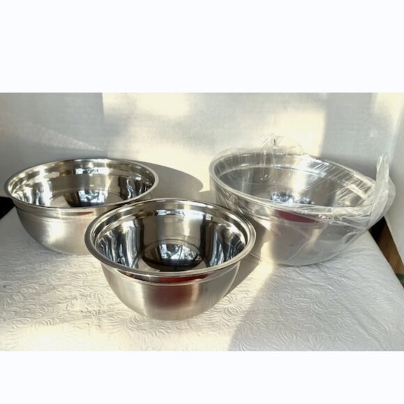 Stainless Steel Mixing Bowls w/ Lids Set of 3 Small Nesting Kitchen Storage NEW - Picture 5 of 5